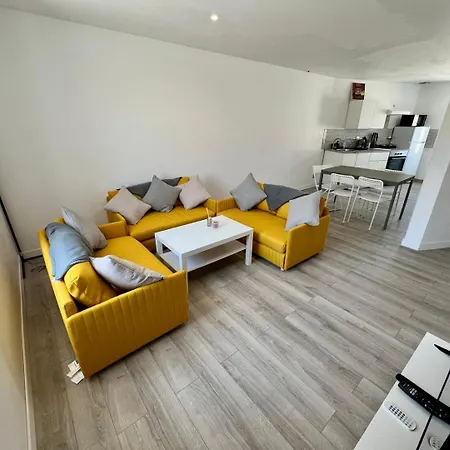 Spacieux T3 - 7 Personnes - Apartment Poitiers