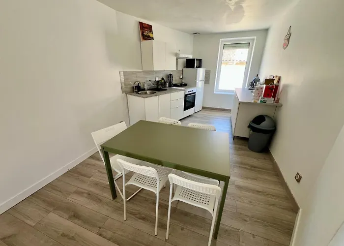 Spacieux T3 - 5 Personnes - Poitiers