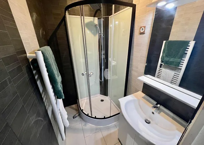 Apartment Spacieux T3 - 5 Personnes - Poitiers