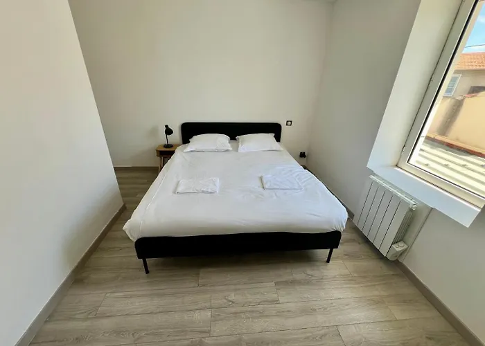 Apartment Spacieux T3 - 5 Personnes - Poitiers